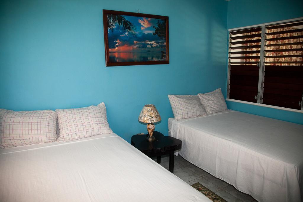 Yellow Bird Sea Negril Exterior photo